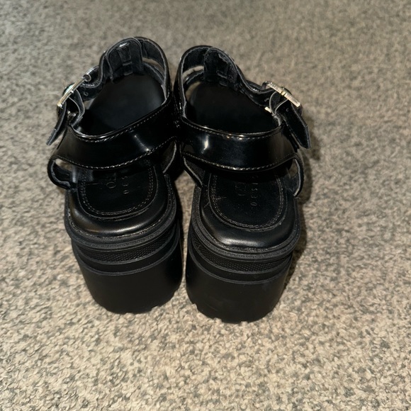 ASOS Platform Sandals - Picture 3 of 7